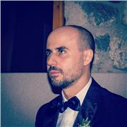 Laureato in Economia Aziendale con esperienza decennale in ambito contabile/finanziario impartisce lezioni di economia